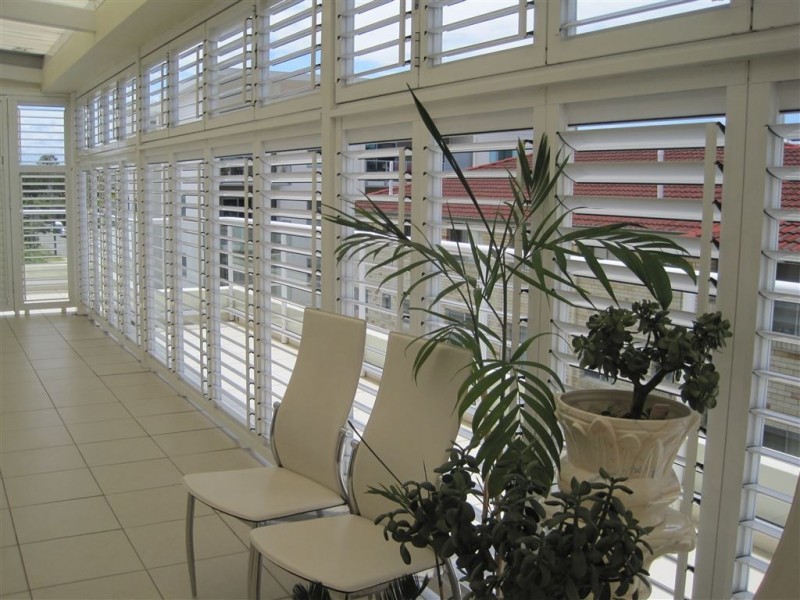 303/212 Marine Parade, Labrador QLD 4215