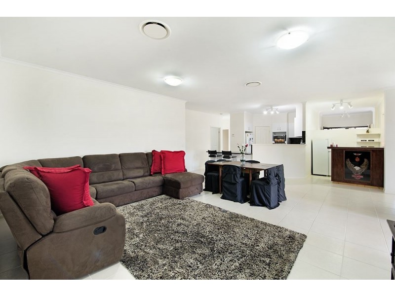 15 Melinda Street, Southport QLD 4215