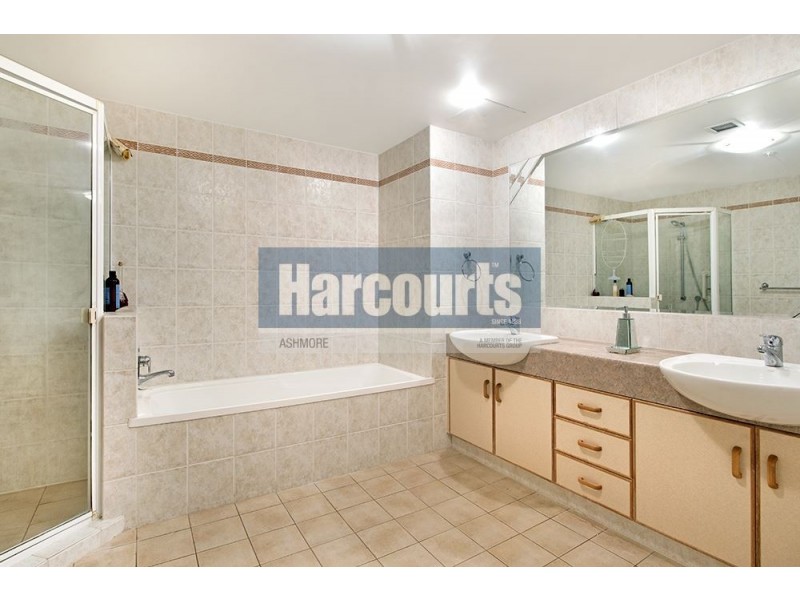 303/3400 Surfers Paradise Blvd, Surfers Paradise QLD 4217