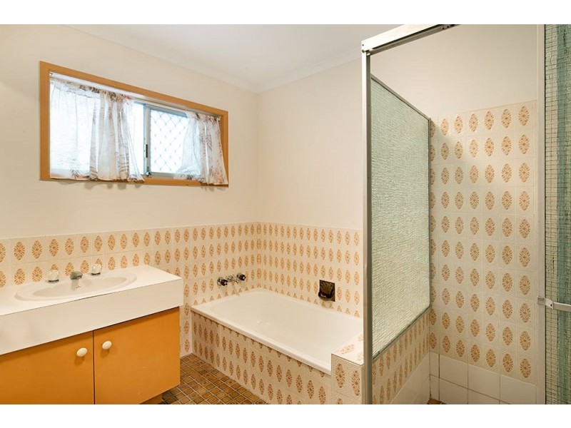 10 Macquarie Avenue, Molendinar QLD 4214