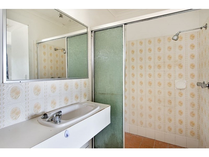 13 Koolewong Parade, Ashmore QLD 4214