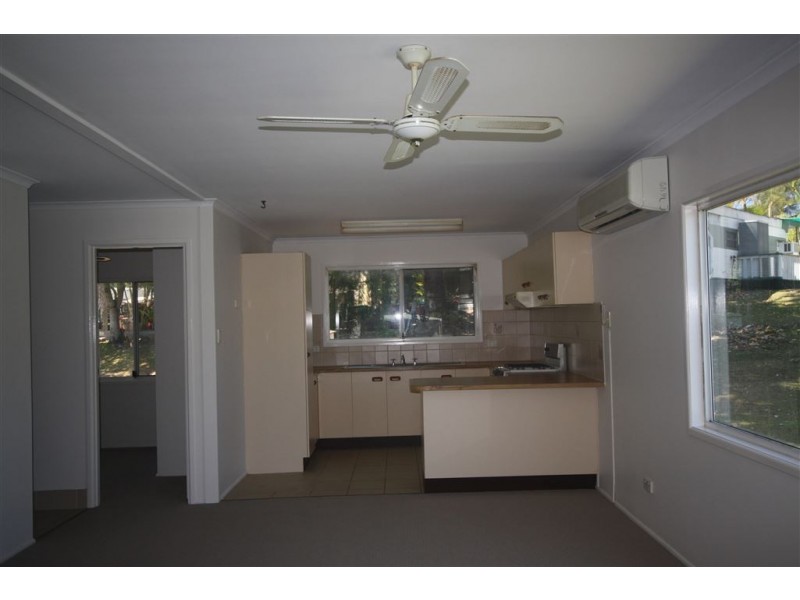 98/570 Pineridge road, Coombabah QLD 4216