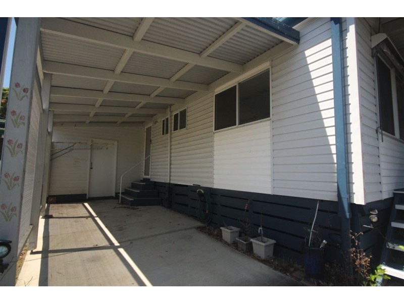 98/570 Pineridge road, Coombabah QLD 4216