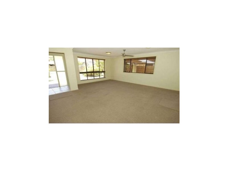 18 Parasol Street,, Ashmore QLD 4214