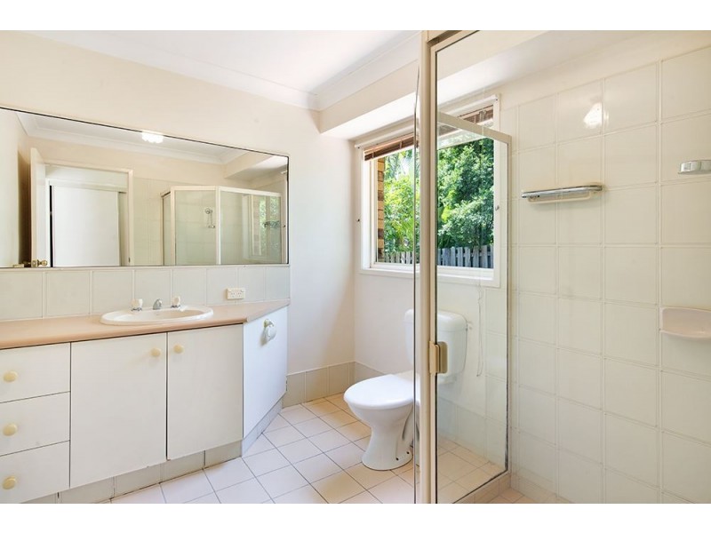 8 Mansfield Court, Parkwood QLD 4214