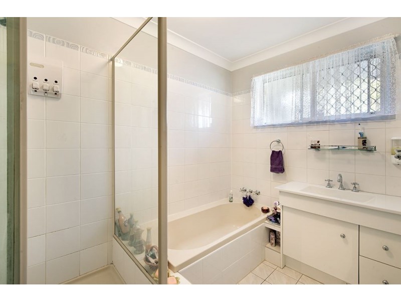 5 Allspice Drive, Ashmore QLD 4214