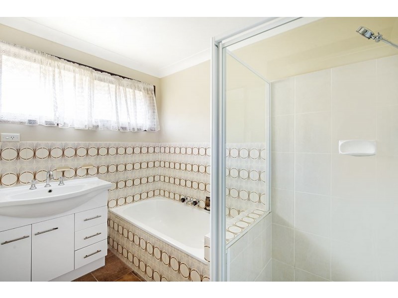 18 Cotlew Street, Southport QLD 4215