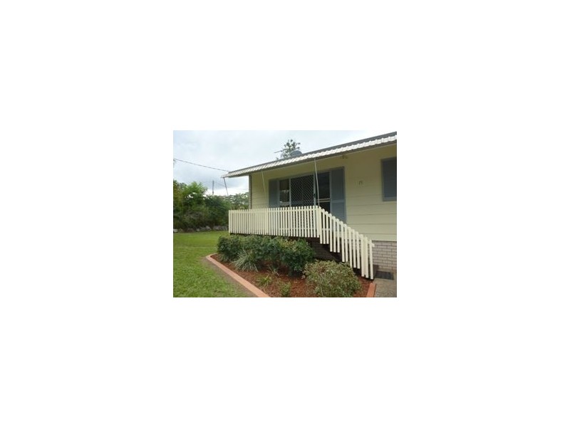 15 Kurrambee Avenue, Ashmore QLD 4214