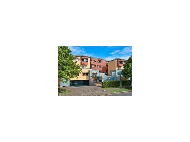 23/10-14 Purli Street, Chevron Island QLD 4217