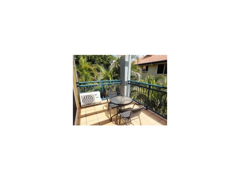 23/10-14 Purli Street, Chevron Island QLD 4217