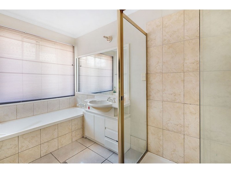 41 Waterdown Drive, Elanora QLD 4221