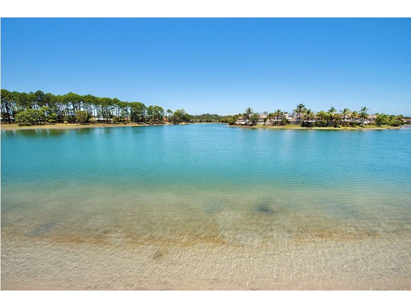 41 Waterdown Drive, Elanora QLD 4221