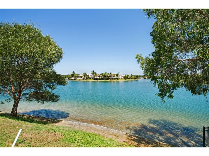 37 Waterdown Drive, Elanora QLD 4221