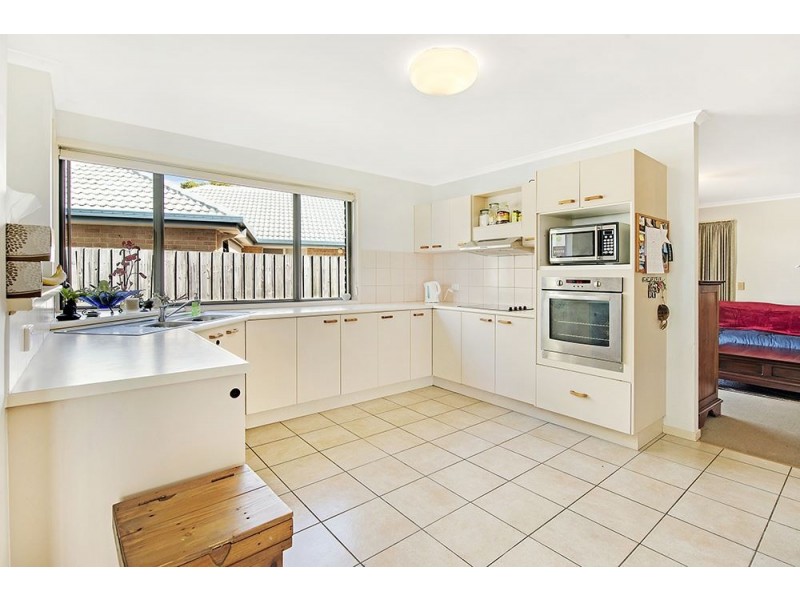 37 Waterdown Drive, Elanora QLD 4221