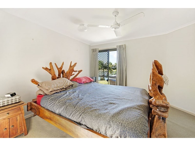 37 Waterdown Drive, Elanora QLD 4221