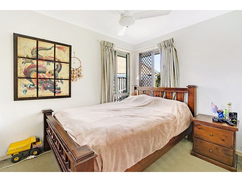 37 Waterdown Drive, Elanora QLD 4221