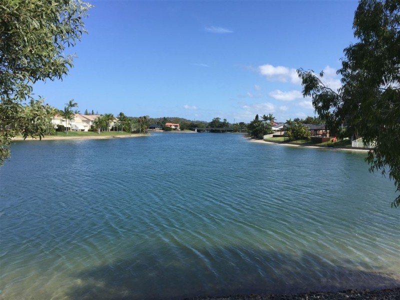 37 Waterdown Drive, Elanora QLD 4221