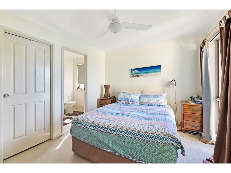 39 Waterdown Drive, Elanora QLD 4221