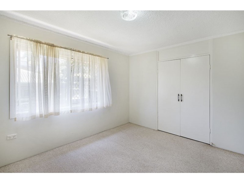 4/25 Lenneberg Street, Southport QLD 4215