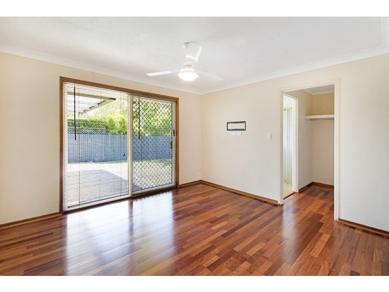 26 Canterbury Chase, Ashmore QLD 4214