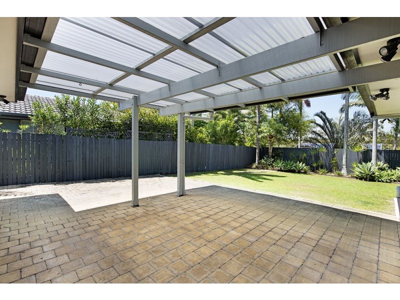 26 Canterbury Chase, Ashmore QLD 4214