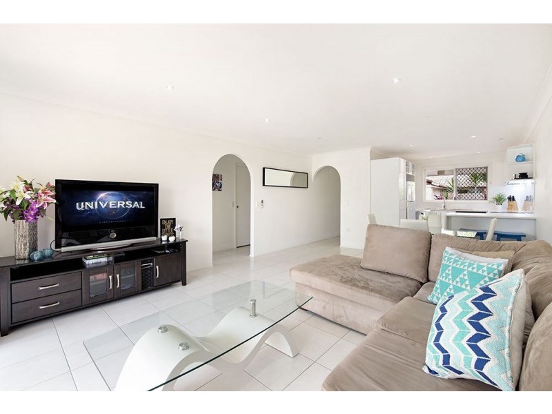 128 Benowa Road, Southport QLD 4215