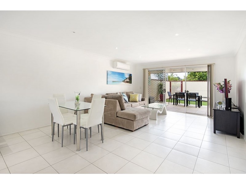 128 Benowa Road, Southport QLD 4215