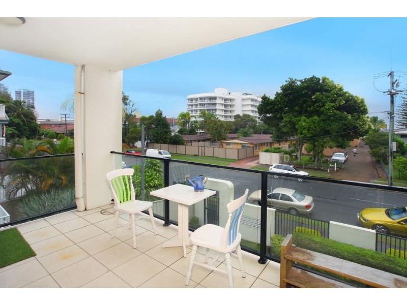 4/22 Back Street, Biggera Waters QLD 4216