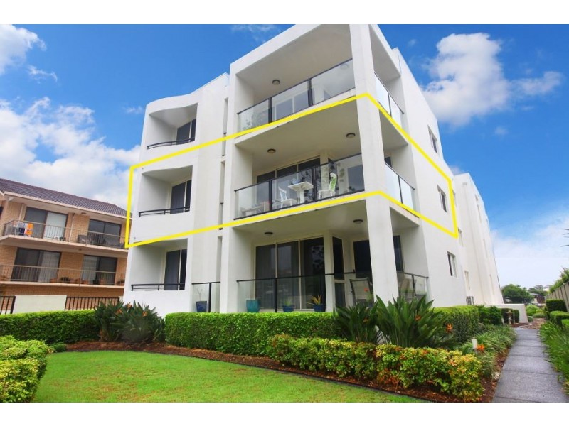 4/22 Back Street, Biggera Waters QLD 4216