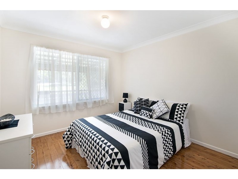 19 Warana Avenue, Southport QLD 4215