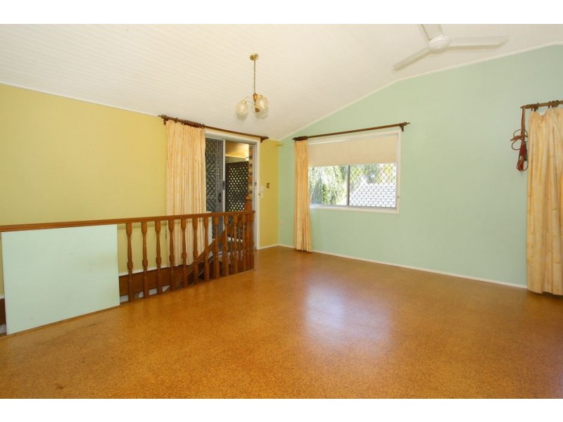 22 Theodore place, Molendinar QLD 4214