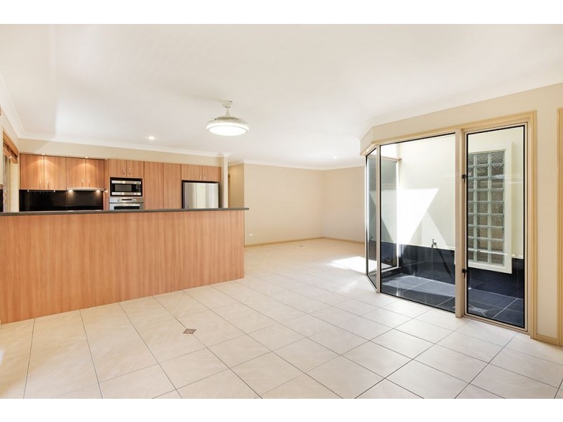 33A Gardiners Place, Southport QLD 4215