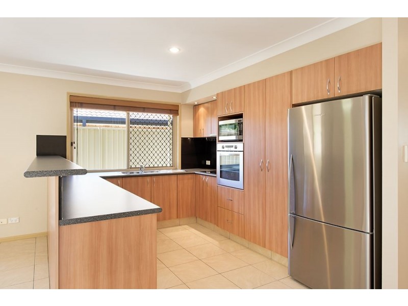 33A Gardiners Place, Southport QLD 4215