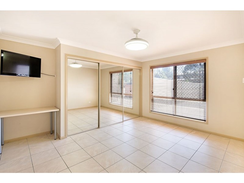 33A Gardiners Place, Southport QLD 4215