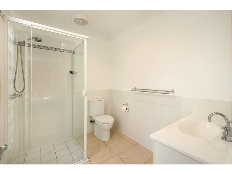 33A Gardiners Place, Southport QLD 4215