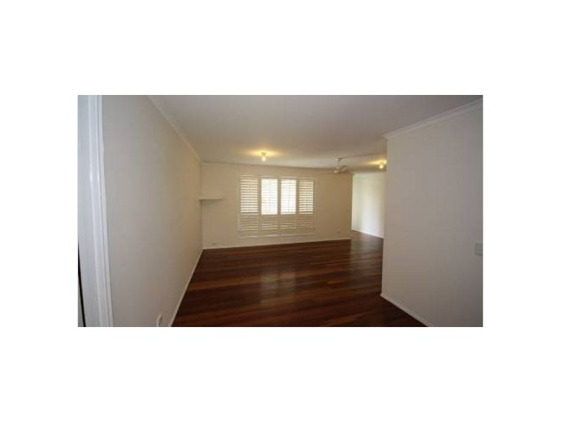 18 Fairview Court, Parkwood QLD 4214