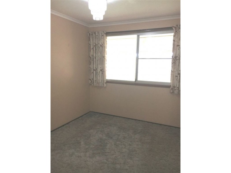 17 Burdock Street, Elanora QLD 4221