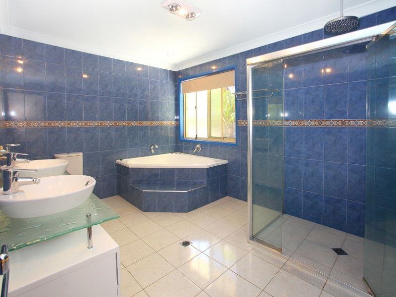 12 Sexton Court, Molendinar QLD 4214