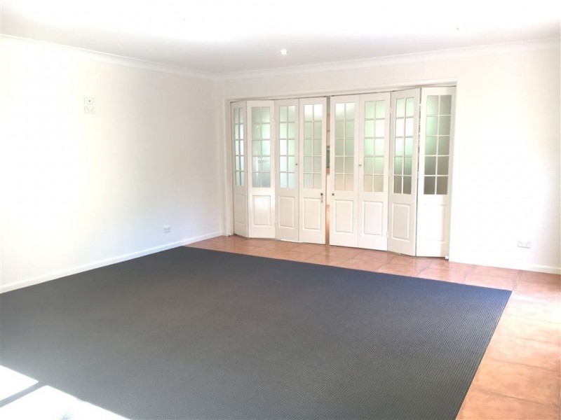 12 Sexton Court, Molendinar QLD 4214