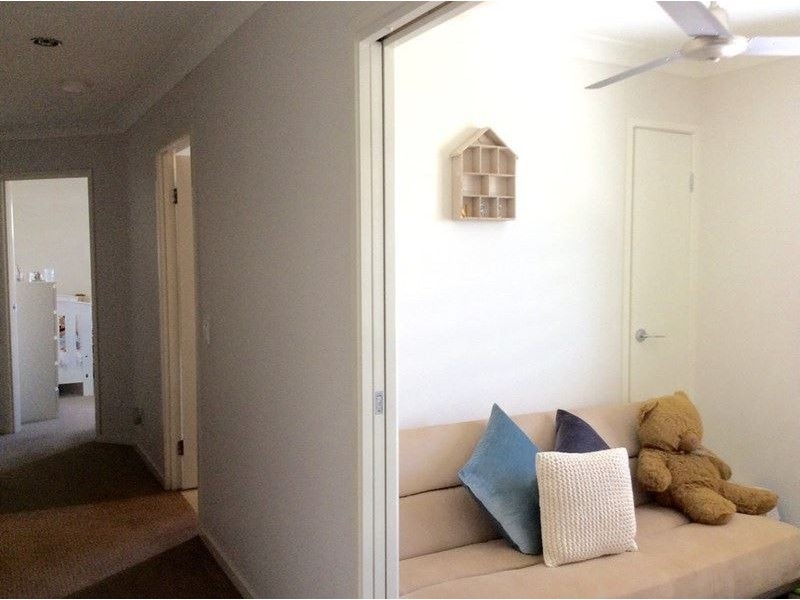 2/5A Ashton Street, Labrador QLD 4215