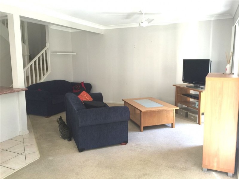 7/107-111 Green Acre Drive, Parkwood QLD 4214