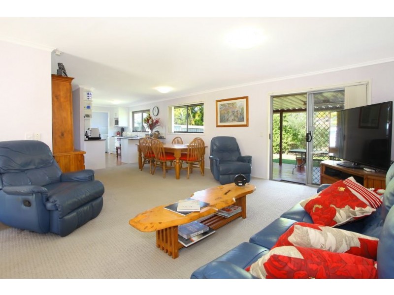 12 Allspice Drive, Ashmore QLD 4214