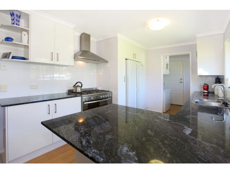 12 Allspice Drive, Ashmore QLD 4214