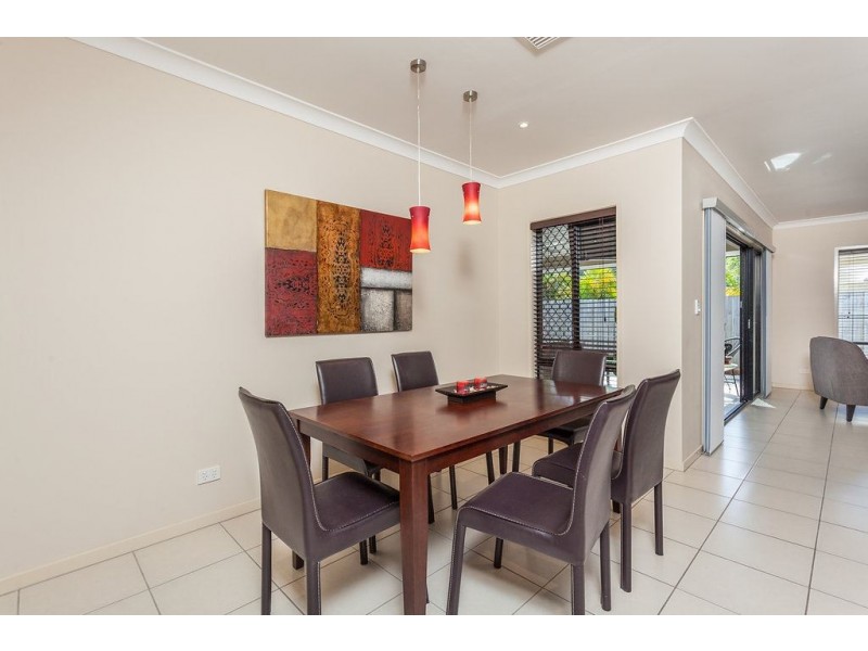 95 Roberts Drive, Maudsland QLD 4210