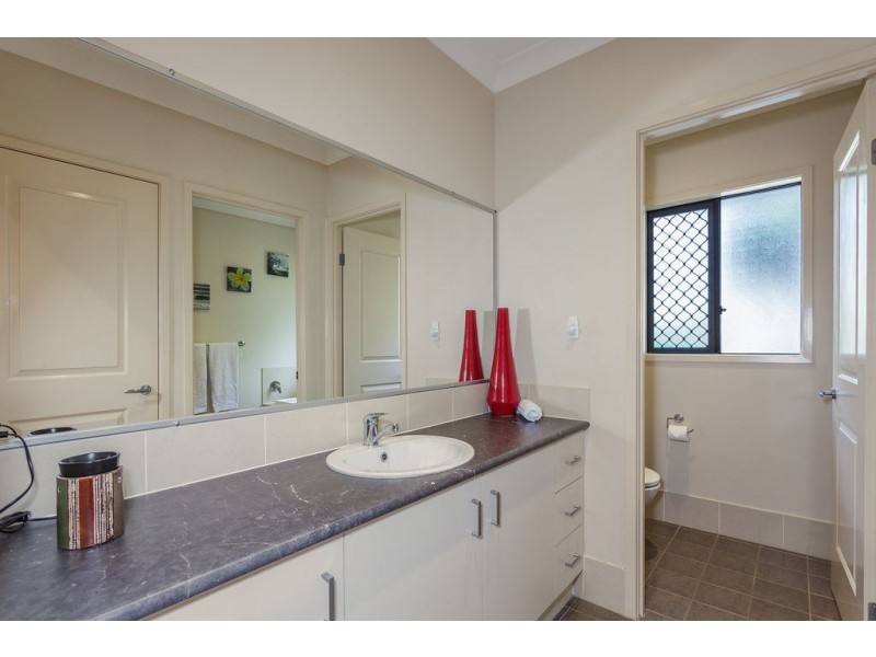 95 Roberts Drive, Maudsland QLD 4210