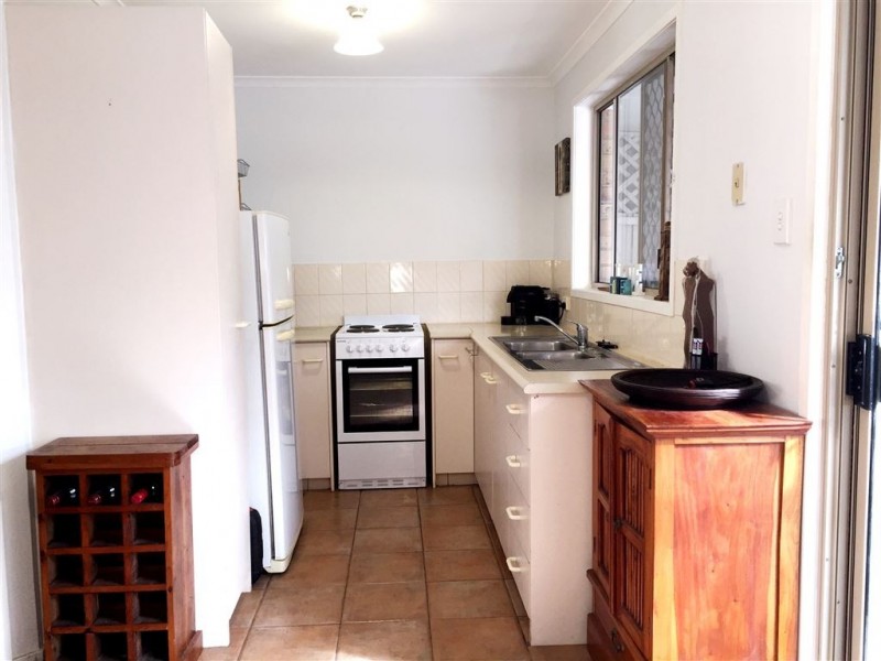 2/6 River Oak Drive, Helensvale QLD 4212