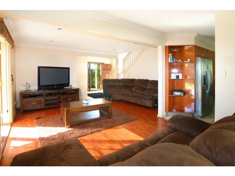 23 Daintree Drive, Parkwood QLD 4214