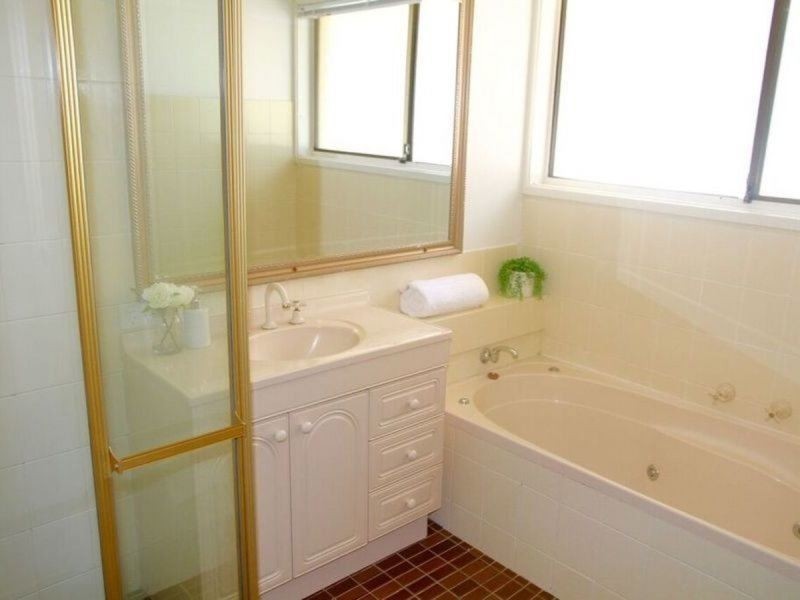 31 Merinda Court, Southport QLD 4215