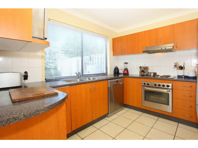 17/141 Pacific Pines Blvd, Pacific Pines QLD 4211