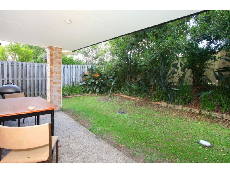 17/141 Pacific Pines Blvd, Pacific Pines QLD 4211